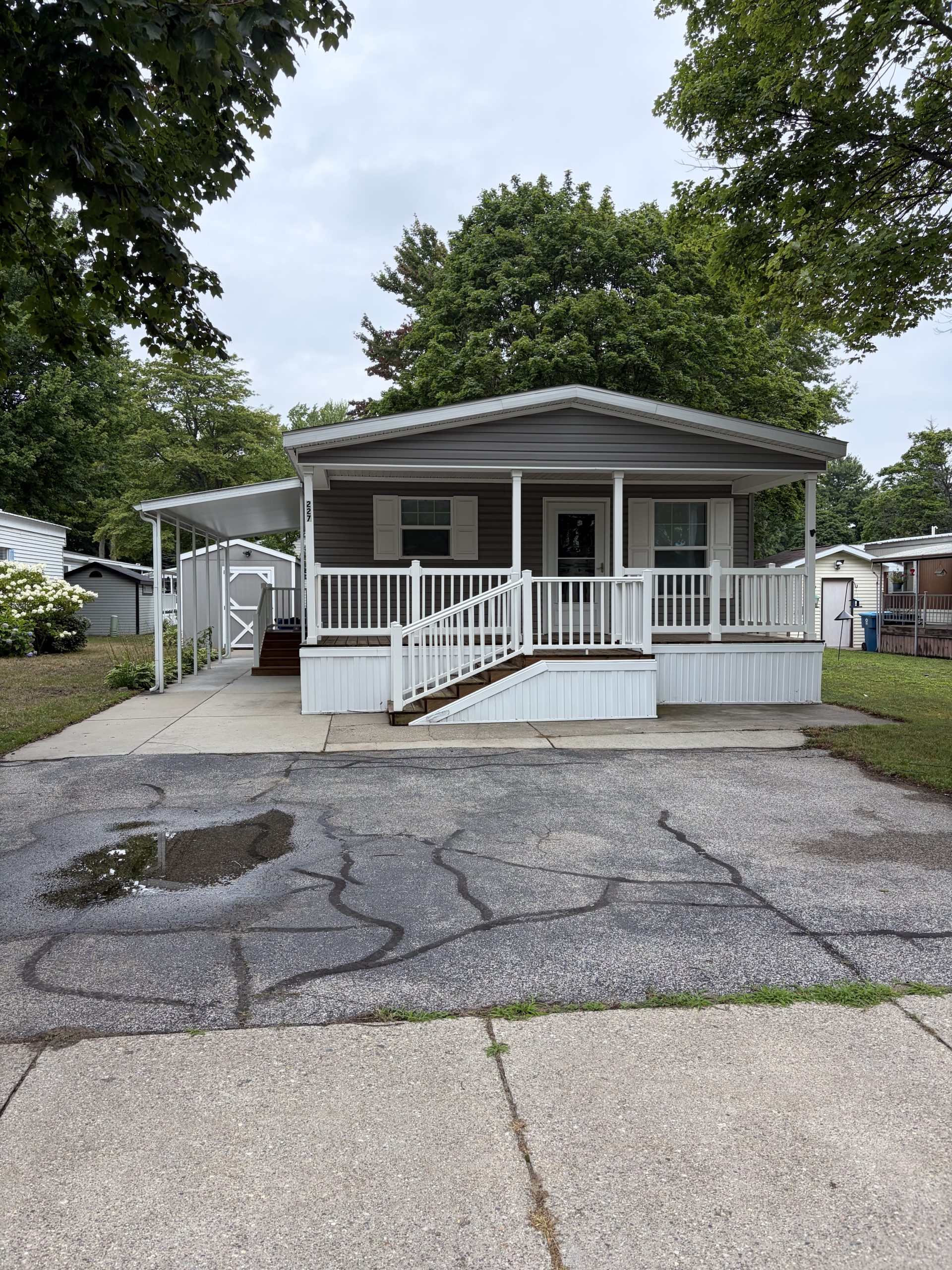 Lot 227