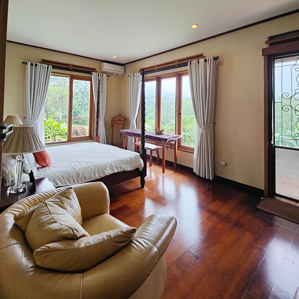 KAMAR MASTER KOSONGAN