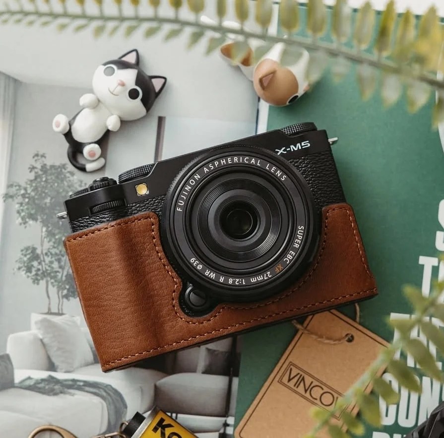 Rhens Camera Case - Fuji X-M5 | Vincov Camera Bags and Cases
