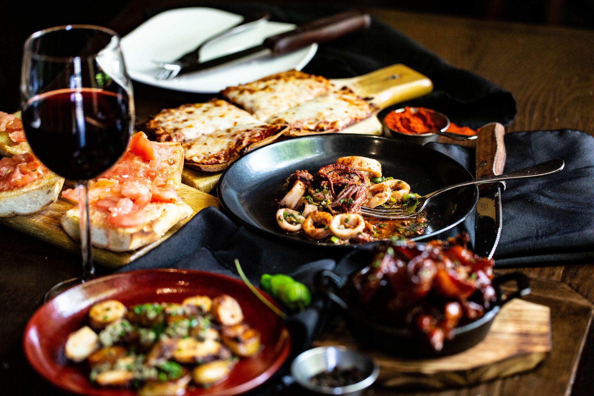 Tapas-Weinprobe 18.04.26 18.00 Uhr