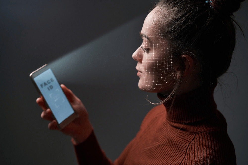 Sering Pakai Face ID? Kenali Keamanan Data Biometrik Anda