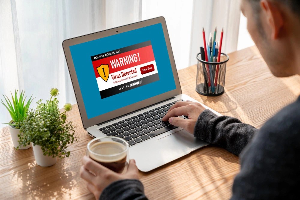 Iklan Online Jadi Senjata Baru Serangan Siber, Harus Apa?