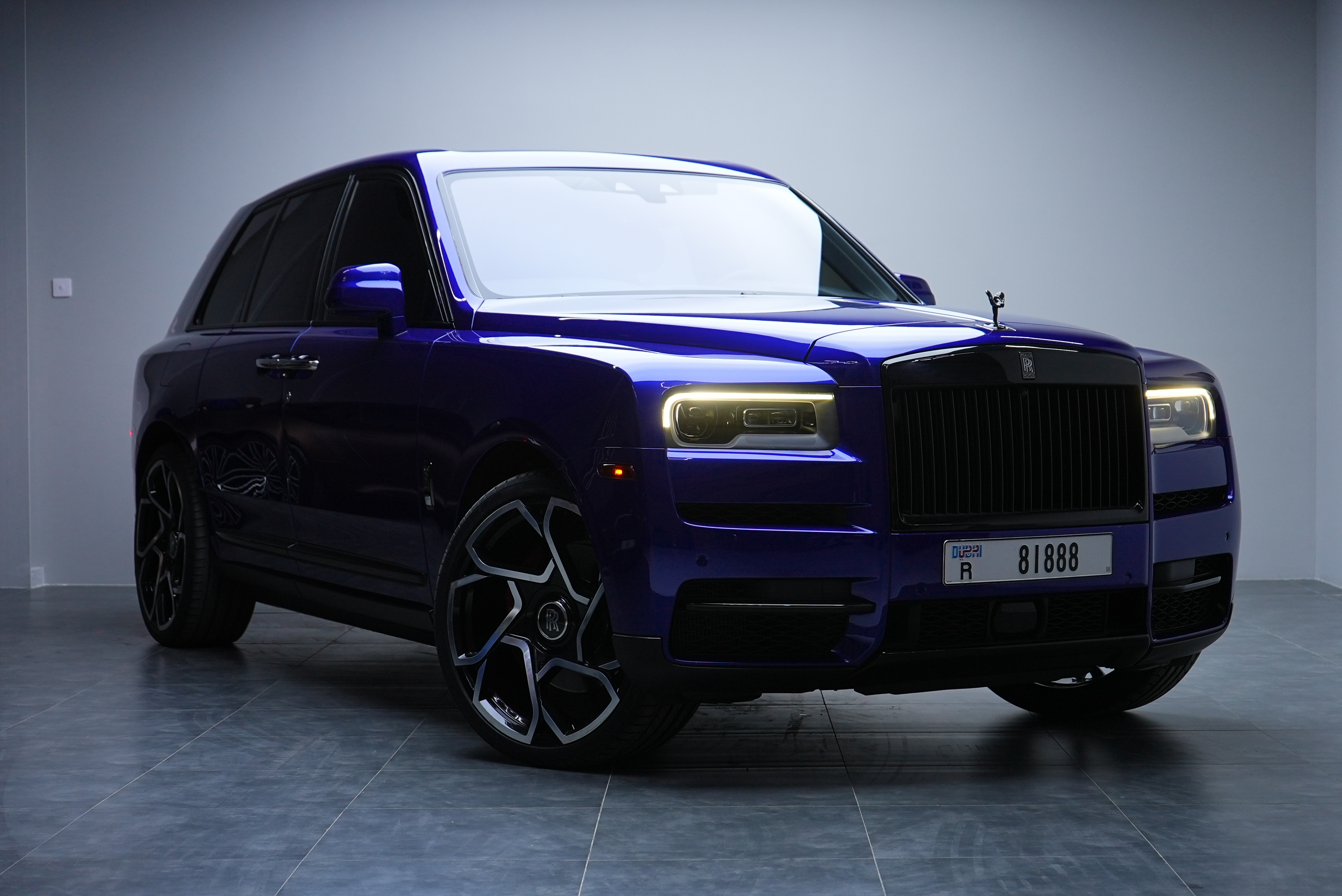 Rent ROLLS ROYCE CULLINAN BLACK BADGE BLUE in Dubai