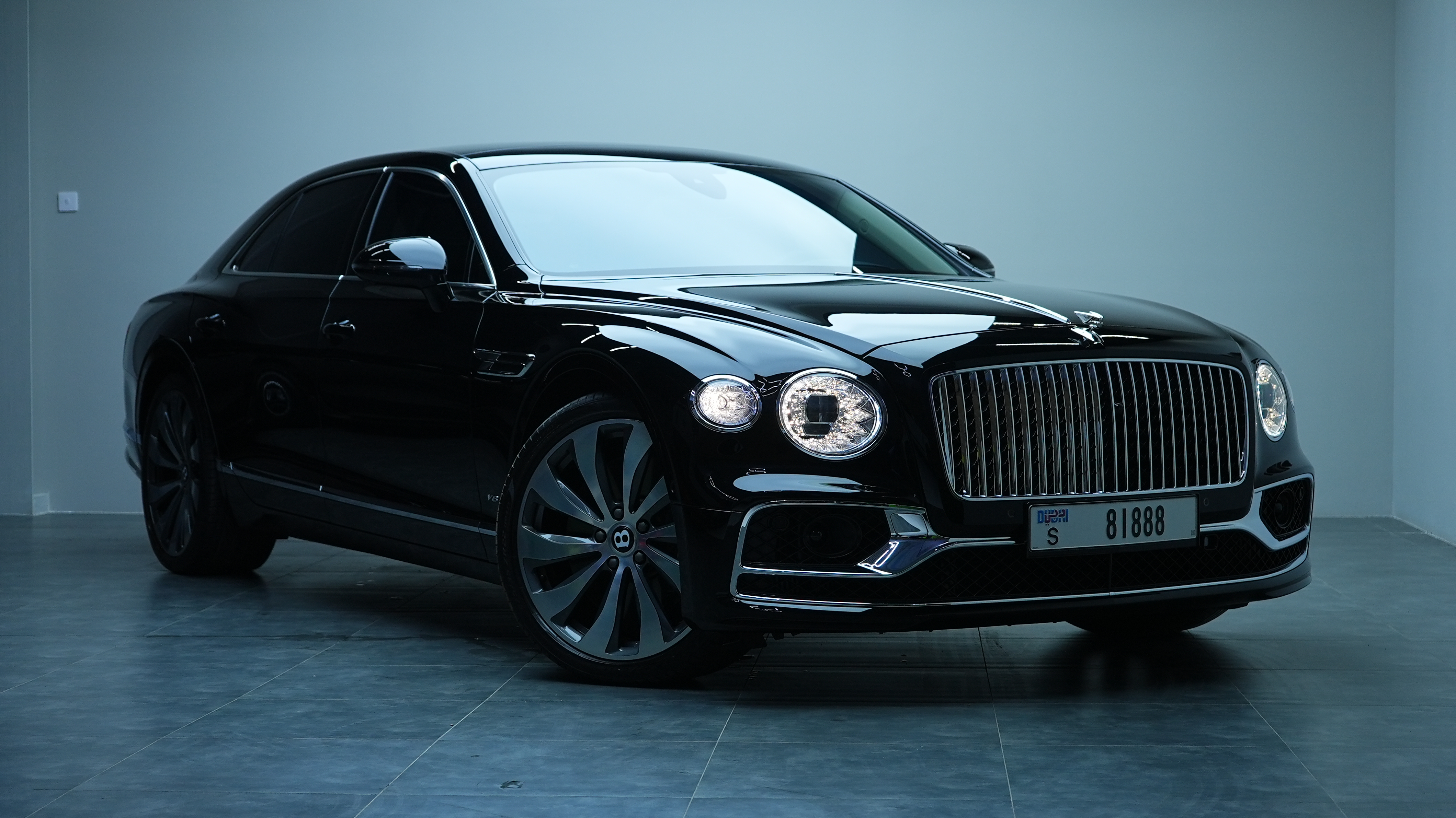 Rent BENTLEY FLYING SPUR BLACK in Dubai