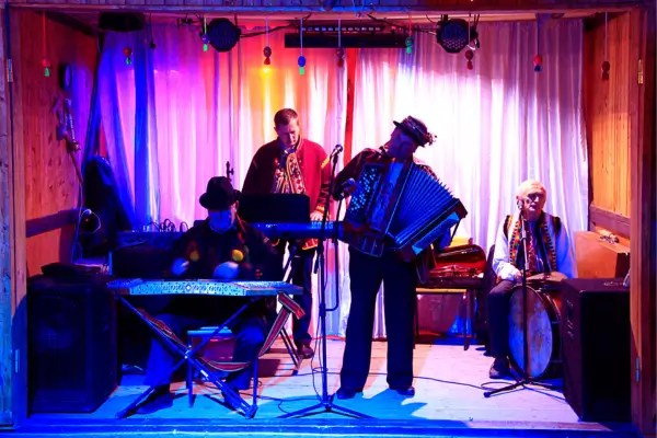 Canções Folclóricas para Explorar no Violão