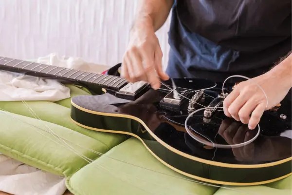 5 Falhas na Manutenção do Violão que Você Precisa Corrigir