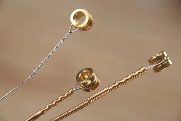 4 Coisas que Você Não Deve Fazer ao Trocar as Cordas do Seu Violão