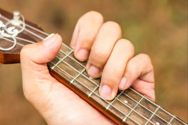 6 Erros ao Aprender Acordes e Como Acertar