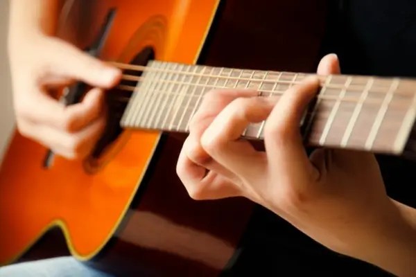 Dominando acordes dissonantes no violão