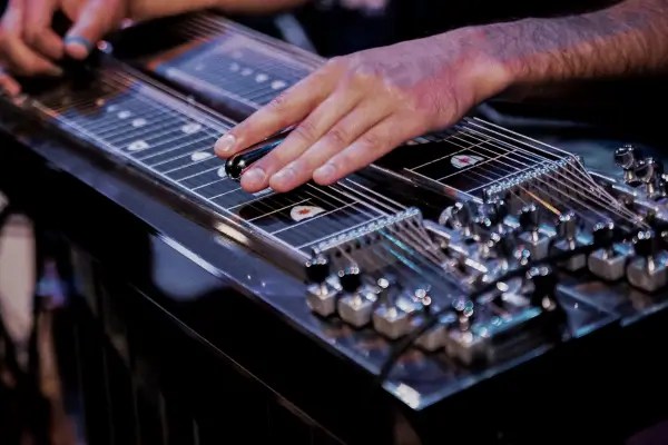 Deslizamentos em Escalas Pentatônicas para Solos