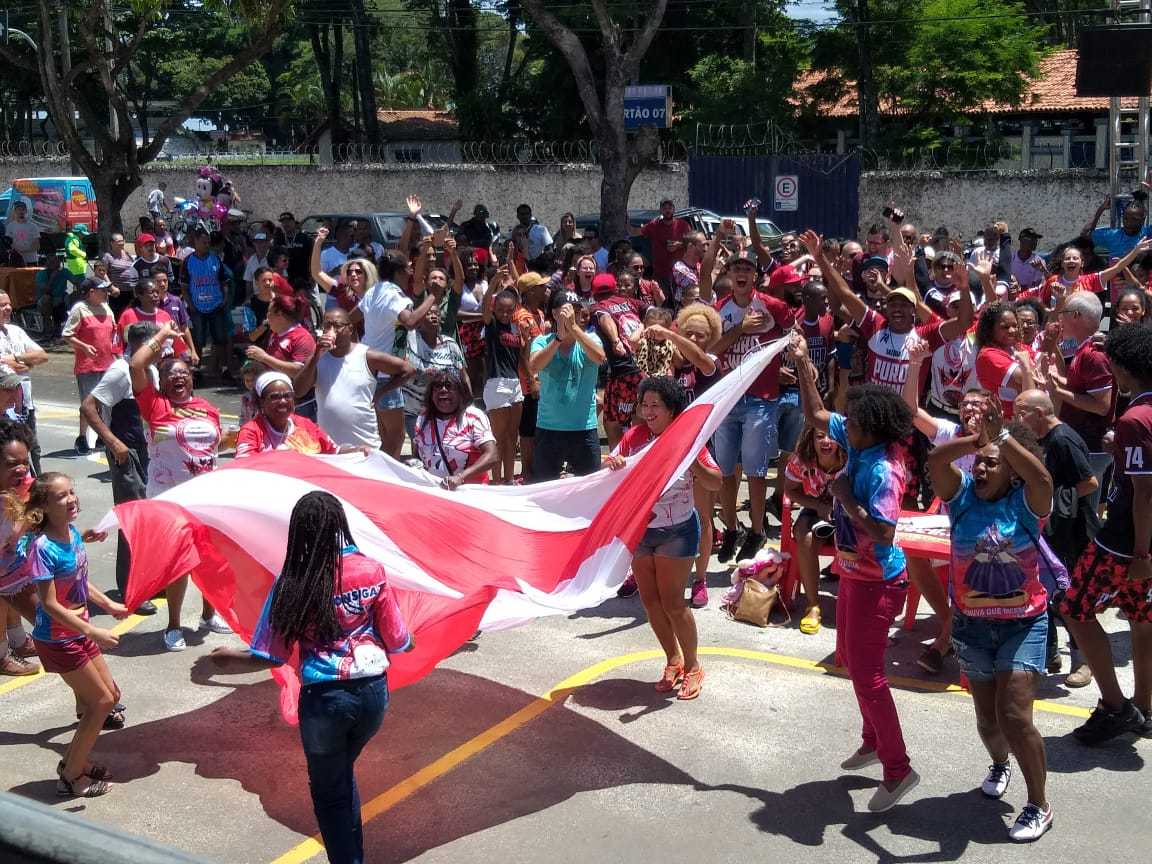 Ases do Ritmo campeã carnaval de Franca,escola de samba Ases do Ritmo,desfile das escolas de samba de Franca,escola Ases do Ritmo Franca