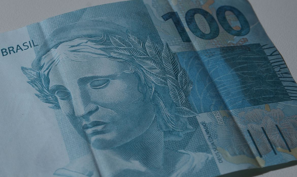 salário mínimo,valor salário mínimo,salário mínimo de R$ 1.210 em 2022,salário minimo 2022