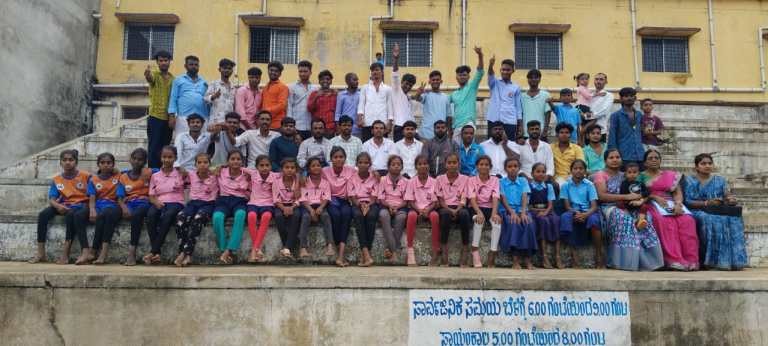 ಜಿಲ್ಲಾ ಮಟ್ಟದ ಕ್ರೀಡಾಕೂಟದಲ್ಲಿ  ಹಿರೇಬೆಣಕಲ್‌ನ ಸ.ಹಿ.ಪ್ರಾ ಶಾಲೆ ಖೋ-ಖೋ ತಂಡ ವಿಭಾಗ ಮಟ್ಟಕ್ಕೆ ಆಯ್ಕೆ.