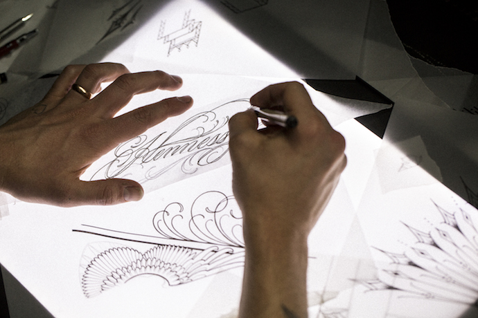 Bottle Design: Hennessy Very Special Limited Edition By Scott Campbell - Visi 460_x_690_jpg
