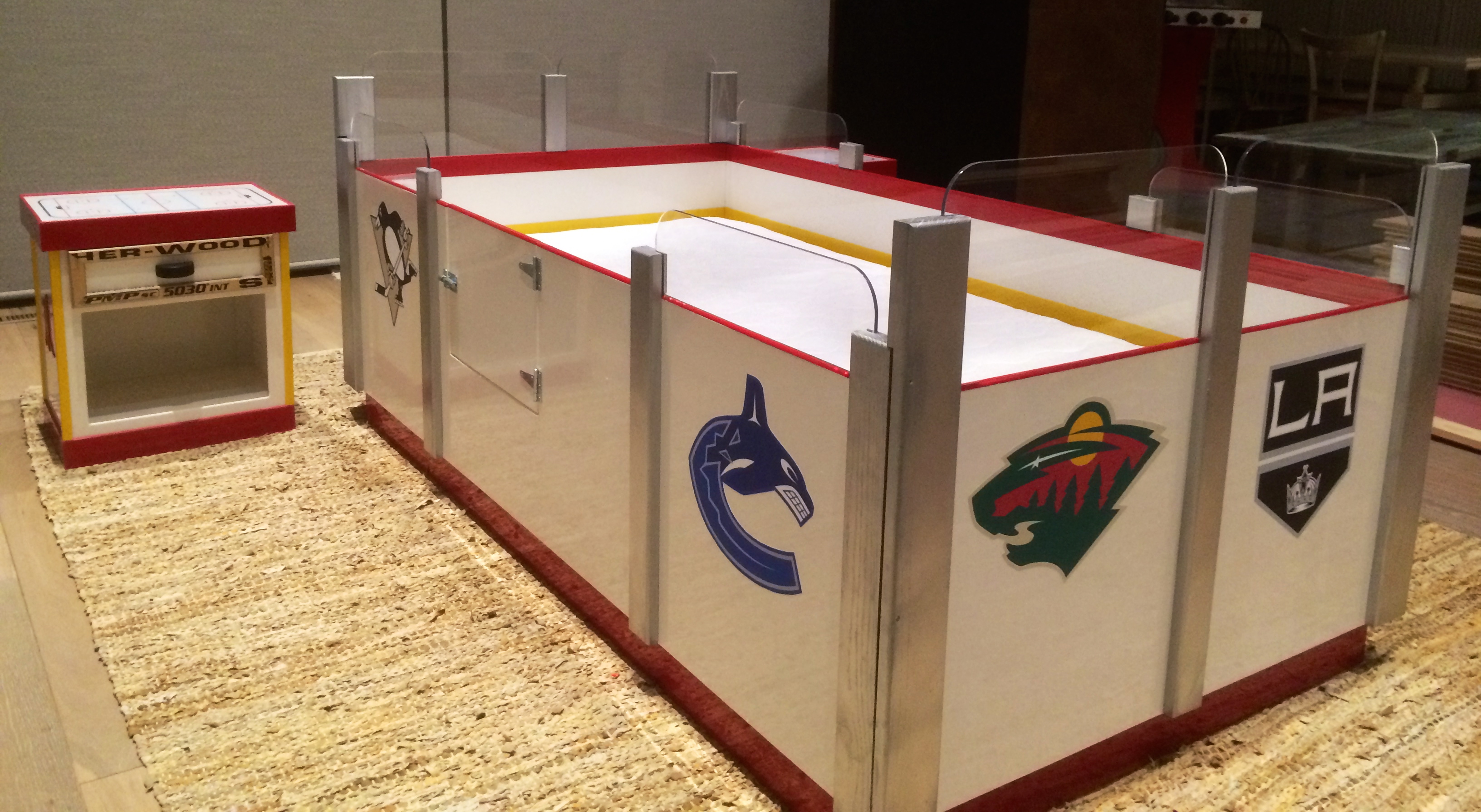 custom hockey bed