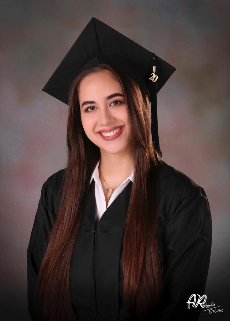 ULACIT premia a cinco destacados estudiantes con Beca 100% de Liderazgo
