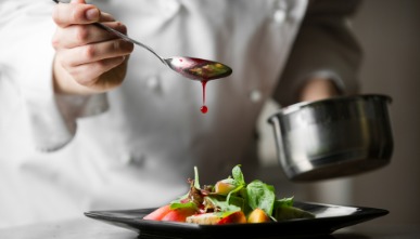 Viaje sensorial por la tierra del ‘Pura Vida’ en una cena gastronómica inigualable, con chefs nacionales e internacionales.
