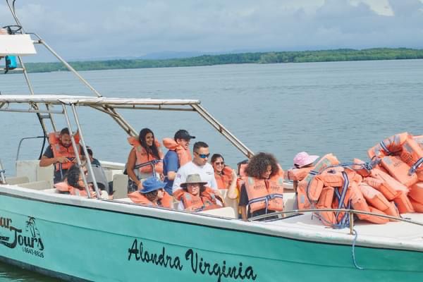 Gasto promedio de turistas y asientos aéreos destinados a Costa Rica al alza en 2023