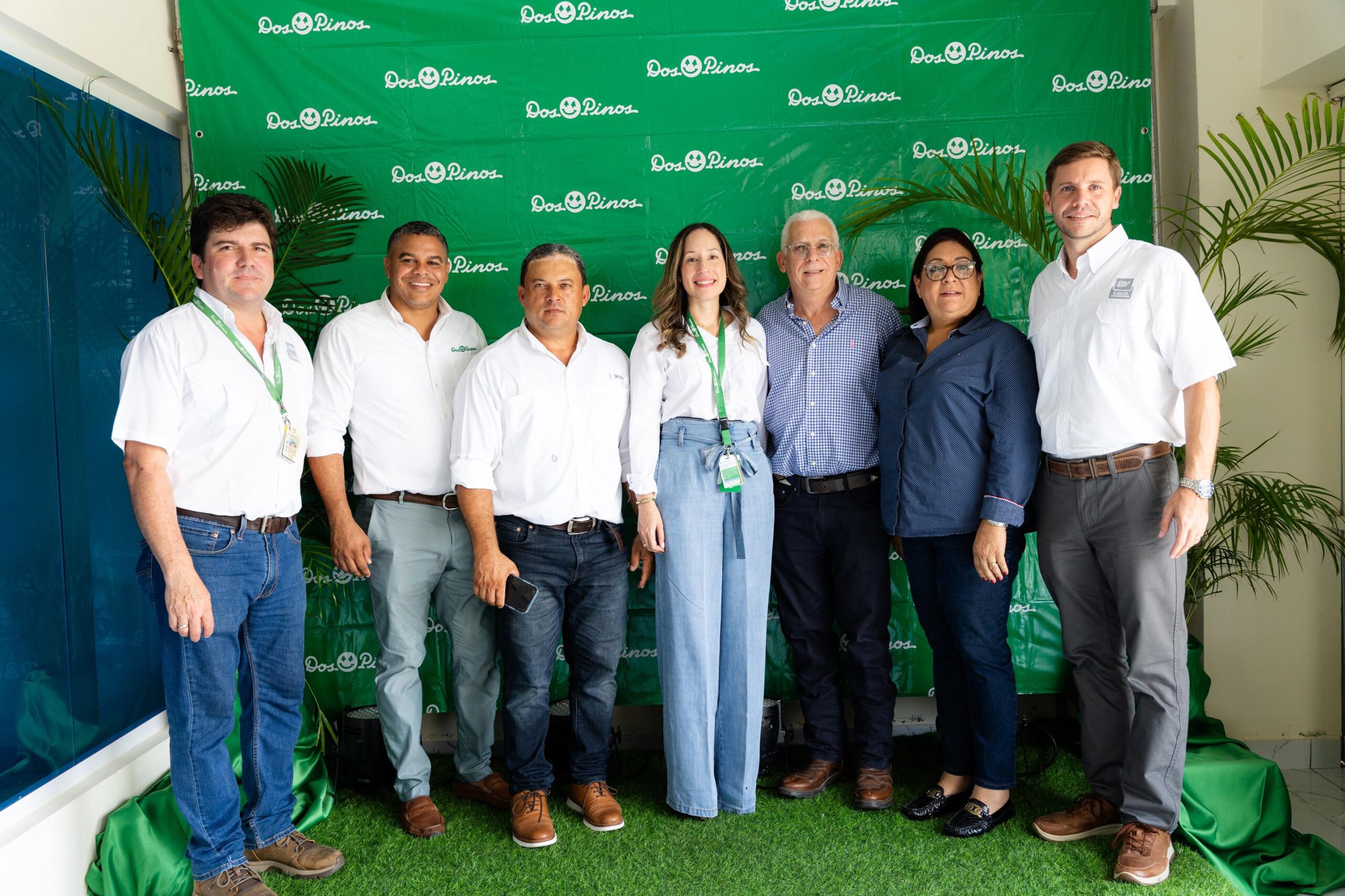 Dos Pinos celebra el Día Mundial de la Leche con organizaciones ganaderas