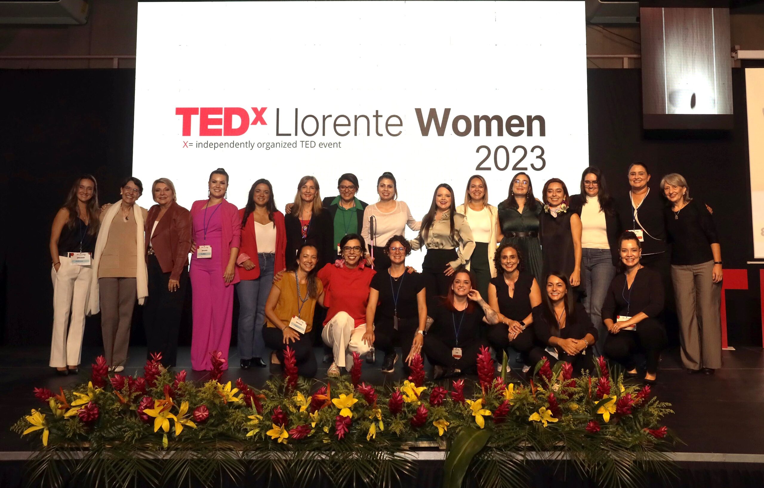 Mujeres líderes exploran IA, resolución de conflictos y salud hormonal en TEDxLlorente Women