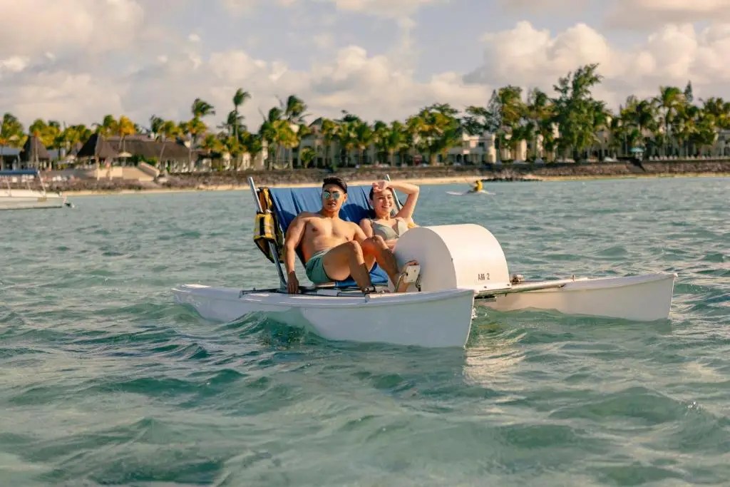 pedalo hotel ambre