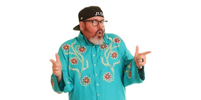 Pin by Amanda Harper on People I've seen in concert | Music business ...