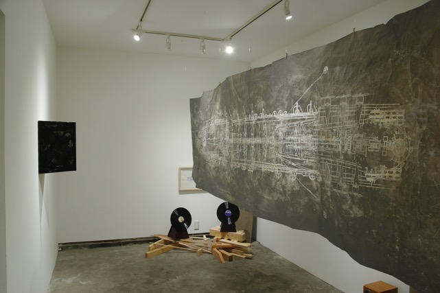 キオ・グリフィス「珊瑚海－山で語る海の話」（2016年10月～11月開催）