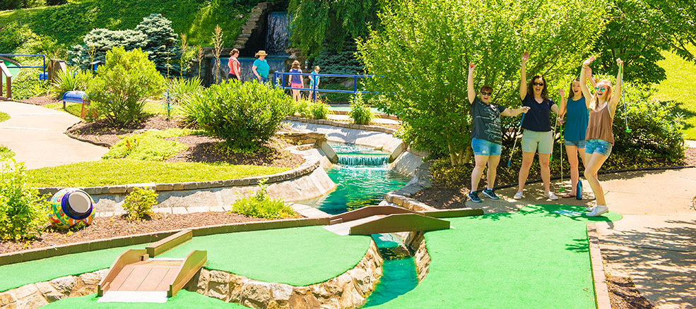 Mid City Mini Golf [PDF 550kb] 