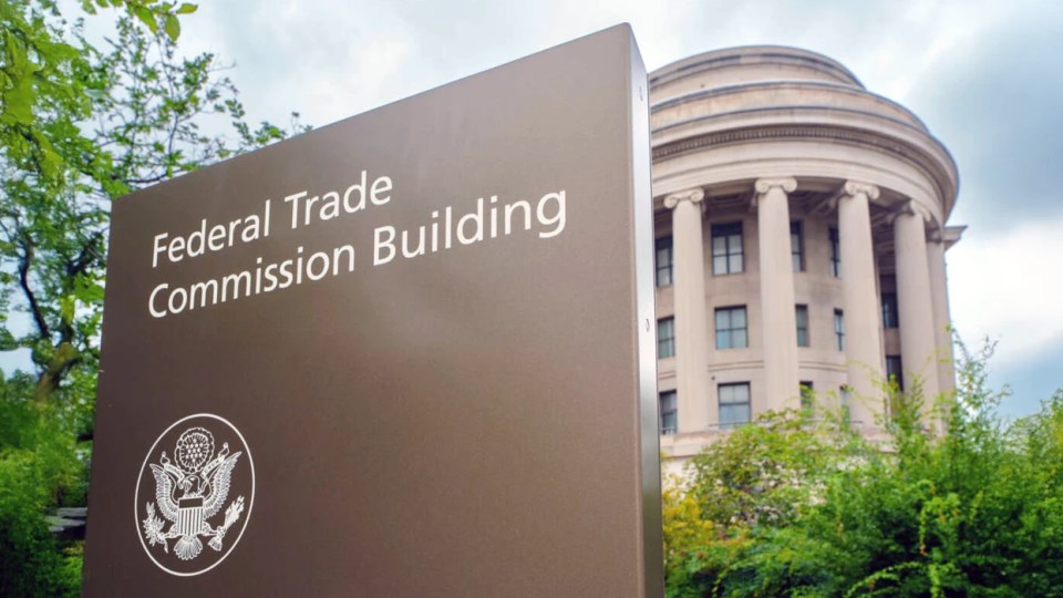 La FTC de los Estados Unidos elimina formalmente su prohibición de acuerdos de no competencia