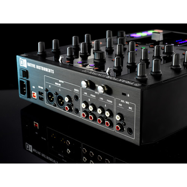 DJ機材 NATIVE INSTRUMENTS TRAKTOR KONTROL Z2 Native Instruments Traktor Kontrol Z2 DJ Mixer | zZounds