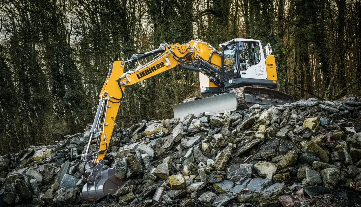 Liebherr R 926 Compact Litronic