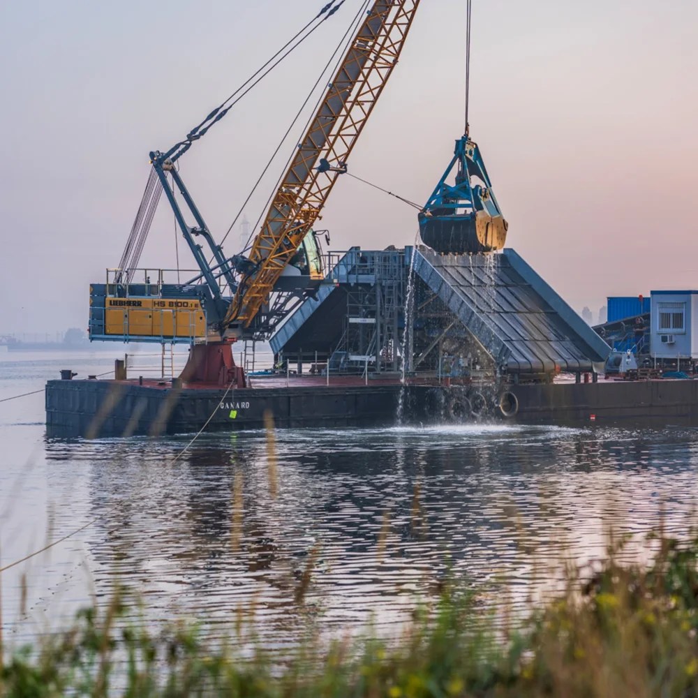 Liebherr HS 8100.2