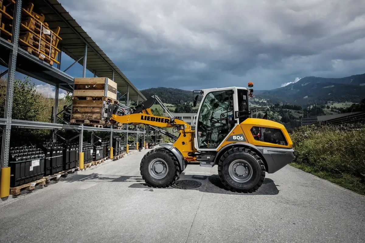 Liebherr L 506 Compact