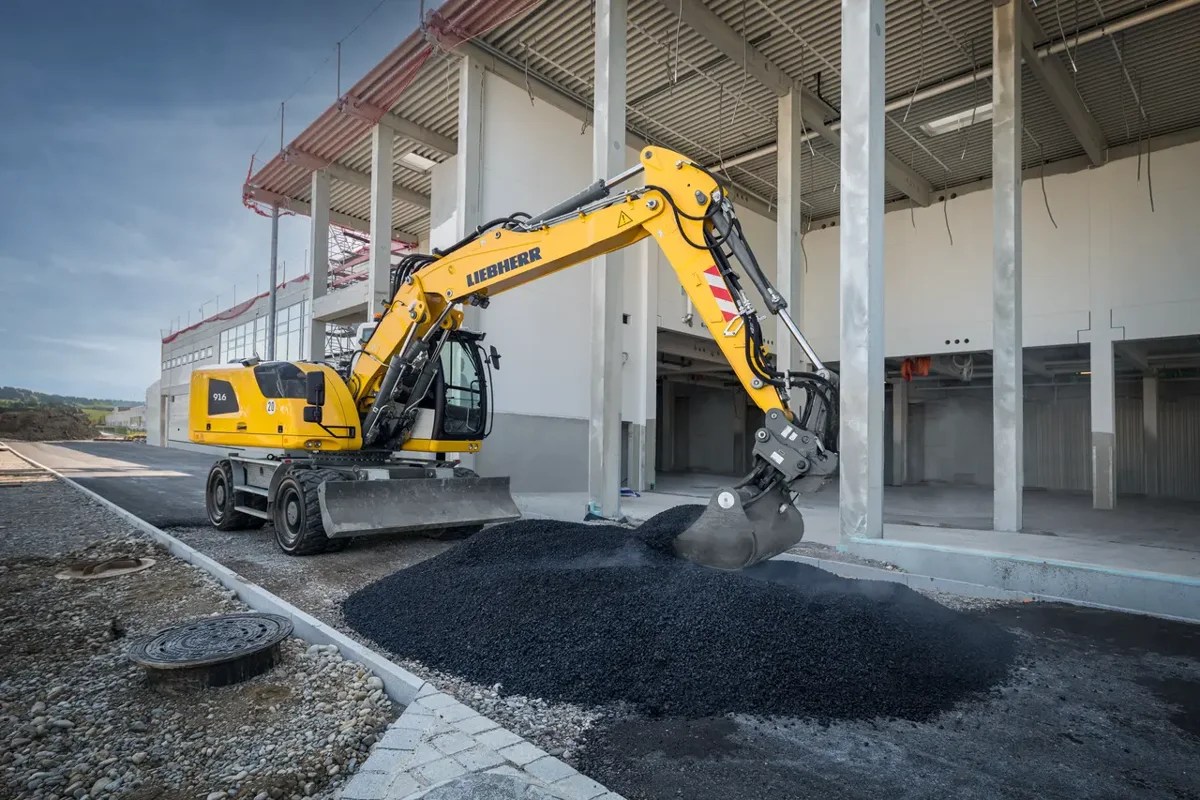 Liebherr A 916 Litronic