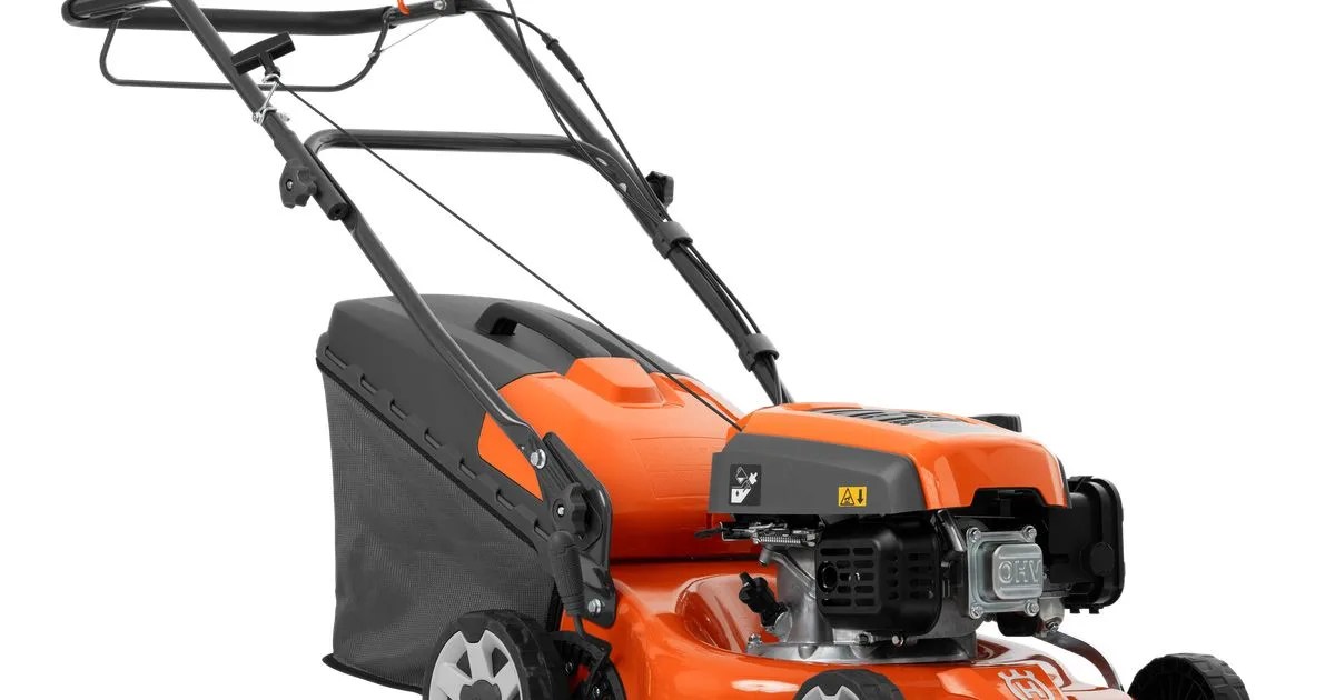 Husqvarna Tagliaerba Husqvarna LC 140SP