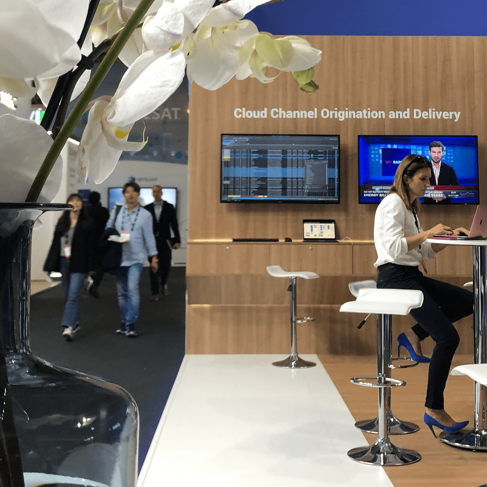 Vowos Safo - Space Photo Collection - Full HD Quality