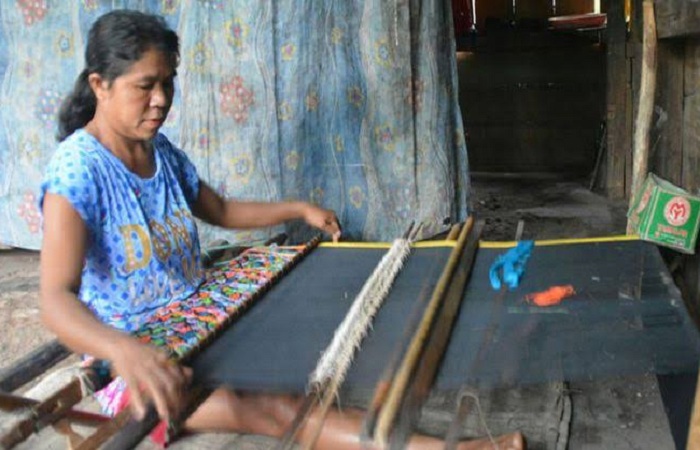 Mengenal “Songke Jok” Kain Tenun Asal Lamba Leda Manggarai Timur -  VoxNtt.com