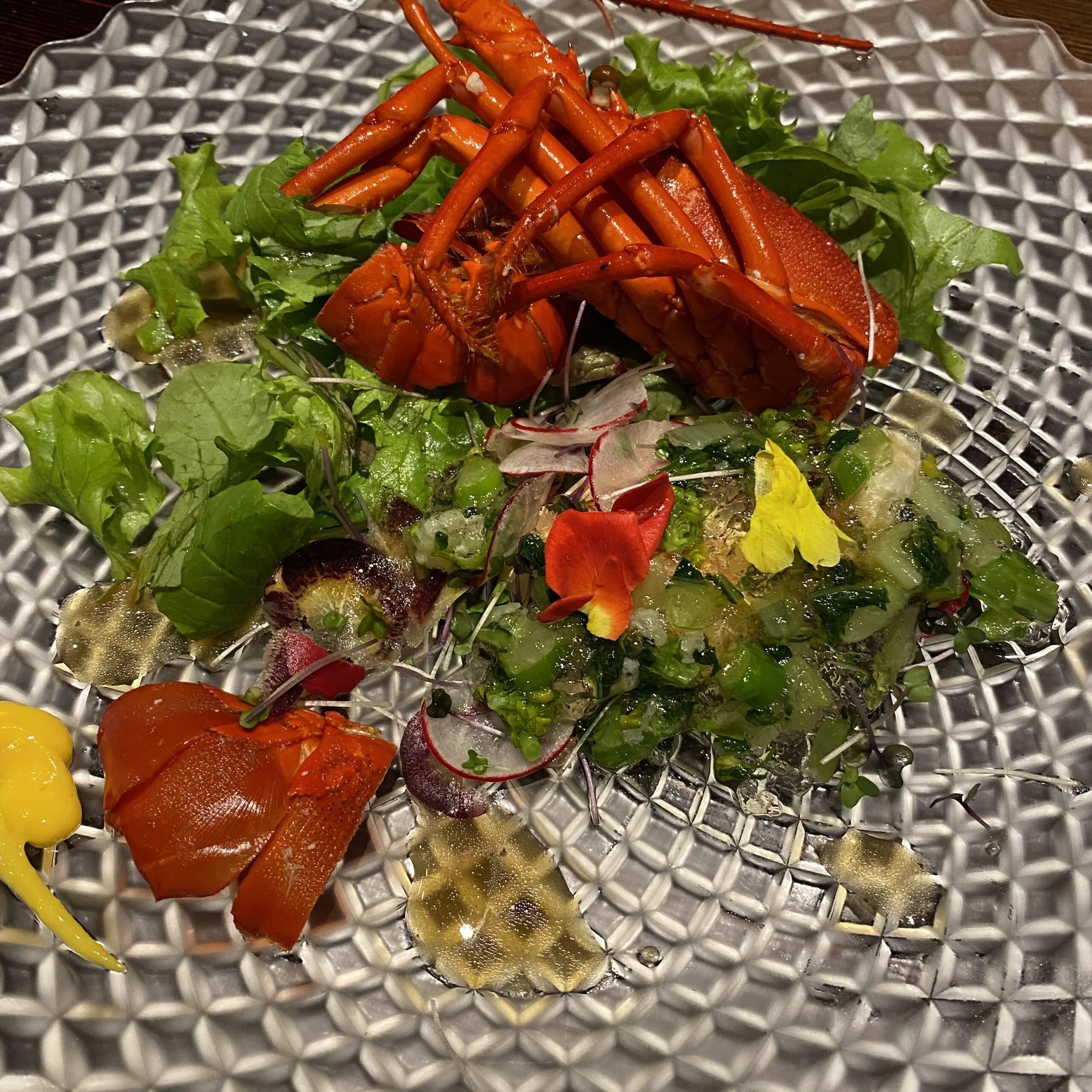 伊勢海老と野菜ジュレ　サラダ仕立て