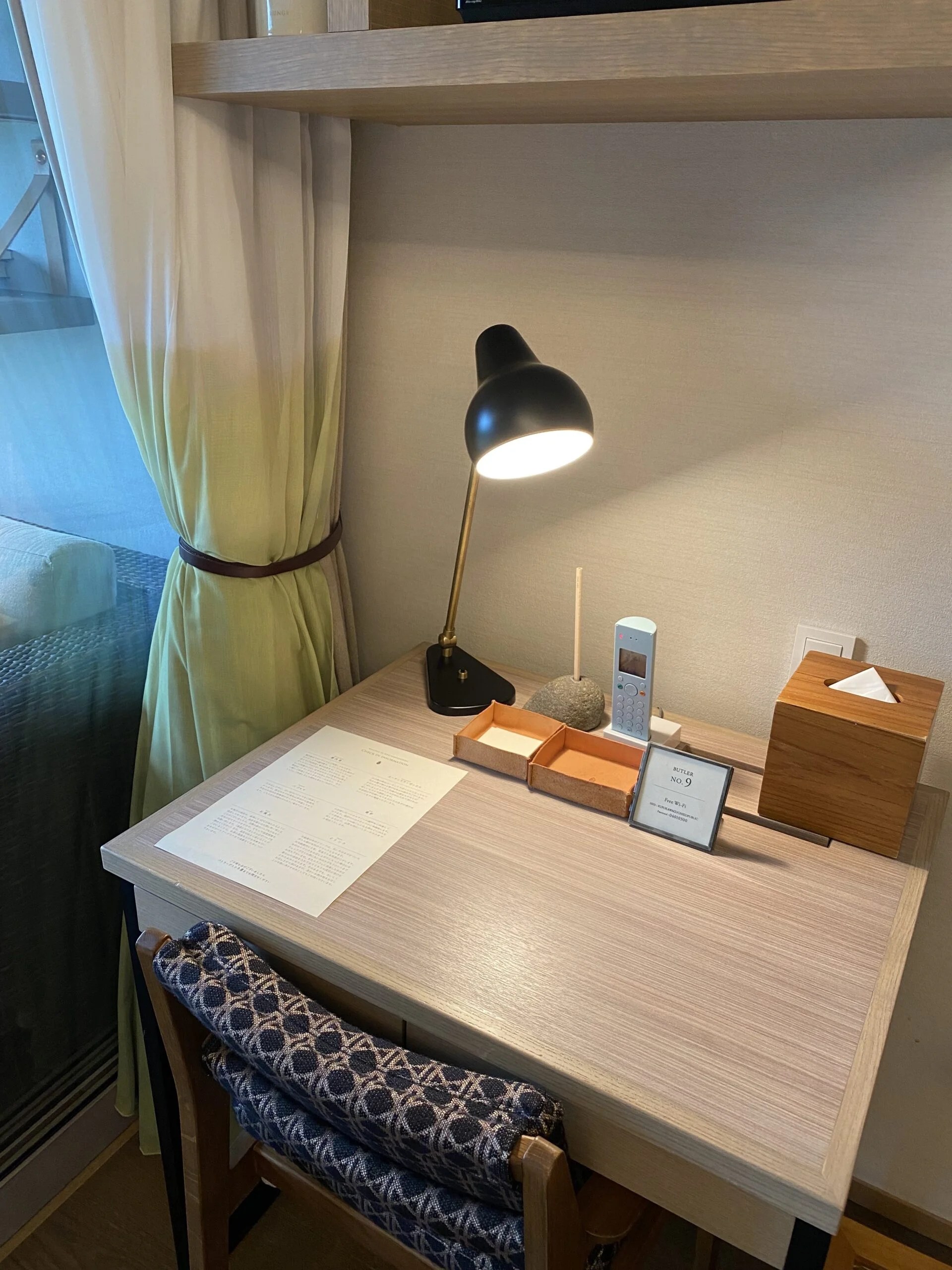 ワーキングデスク