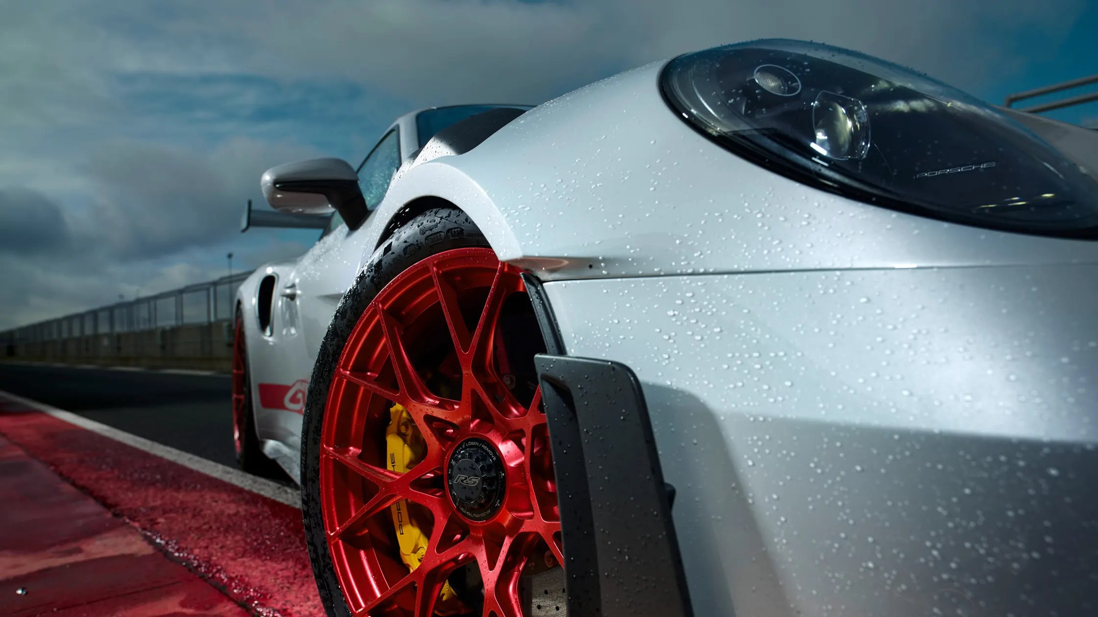 How much do car detailers charge in canada?