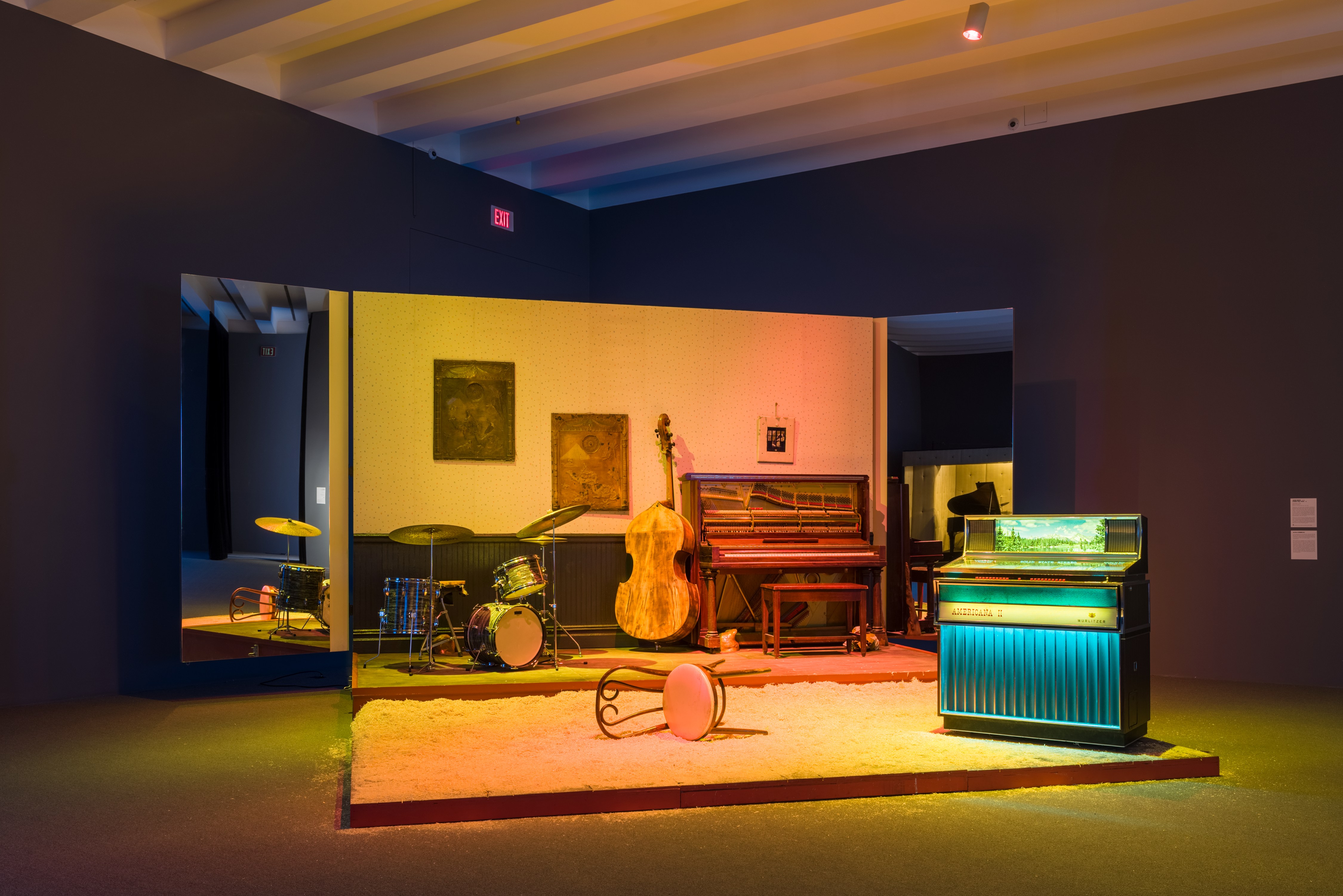 Performance Art Monoskop - Download Amazing Light Background | Ultra HD