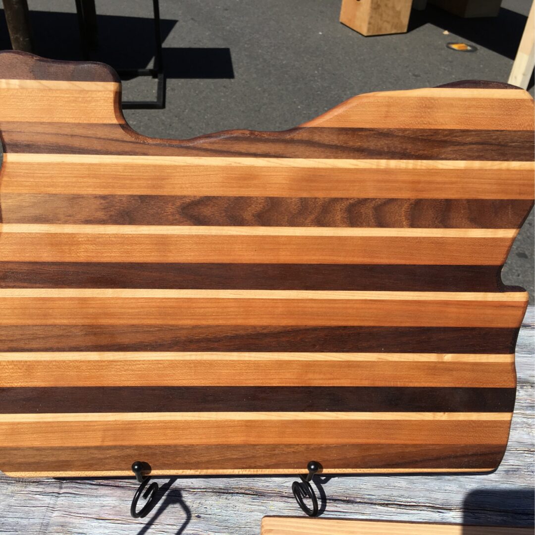 Wood Oregon (medium 15”)