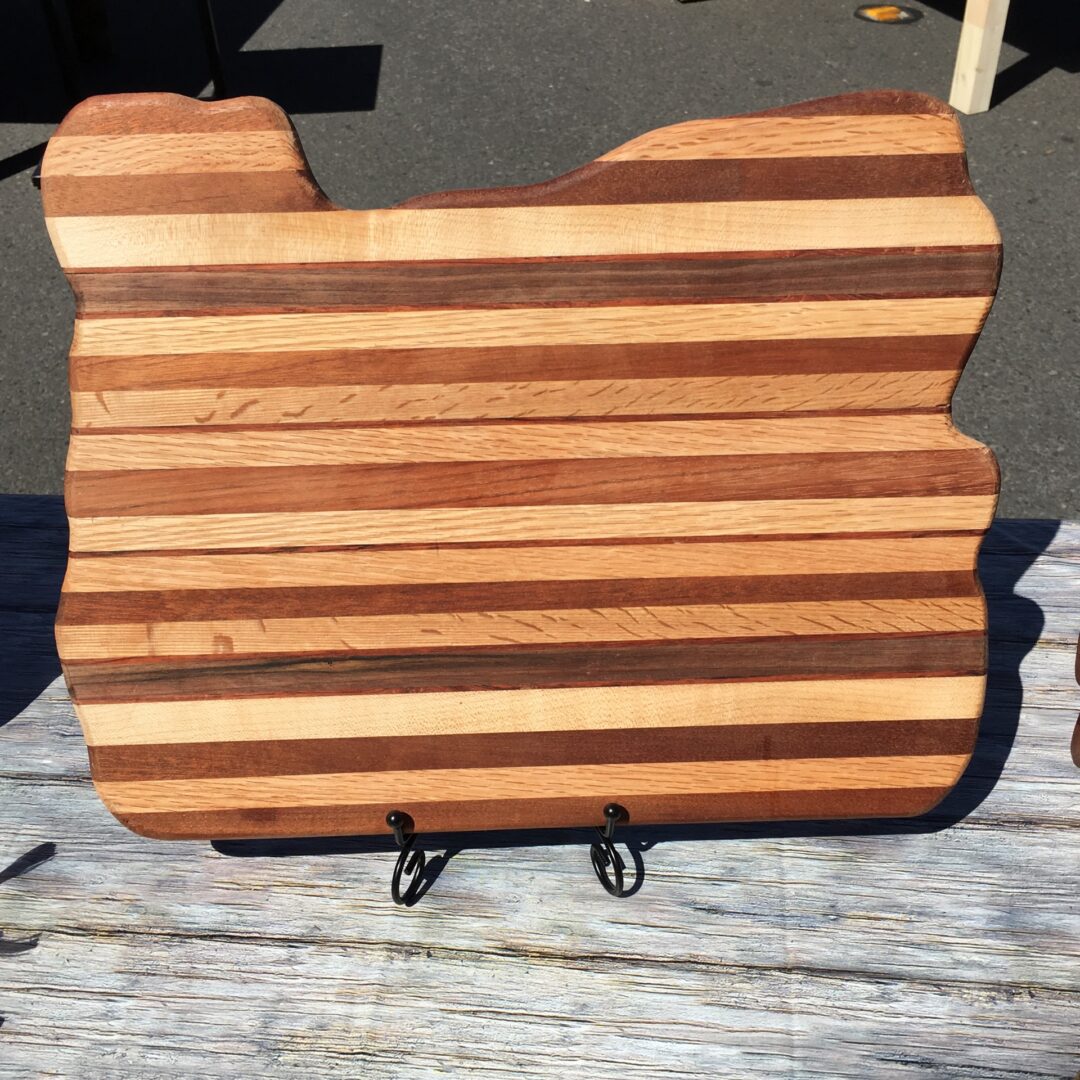 Wood Oregon Large (18”)