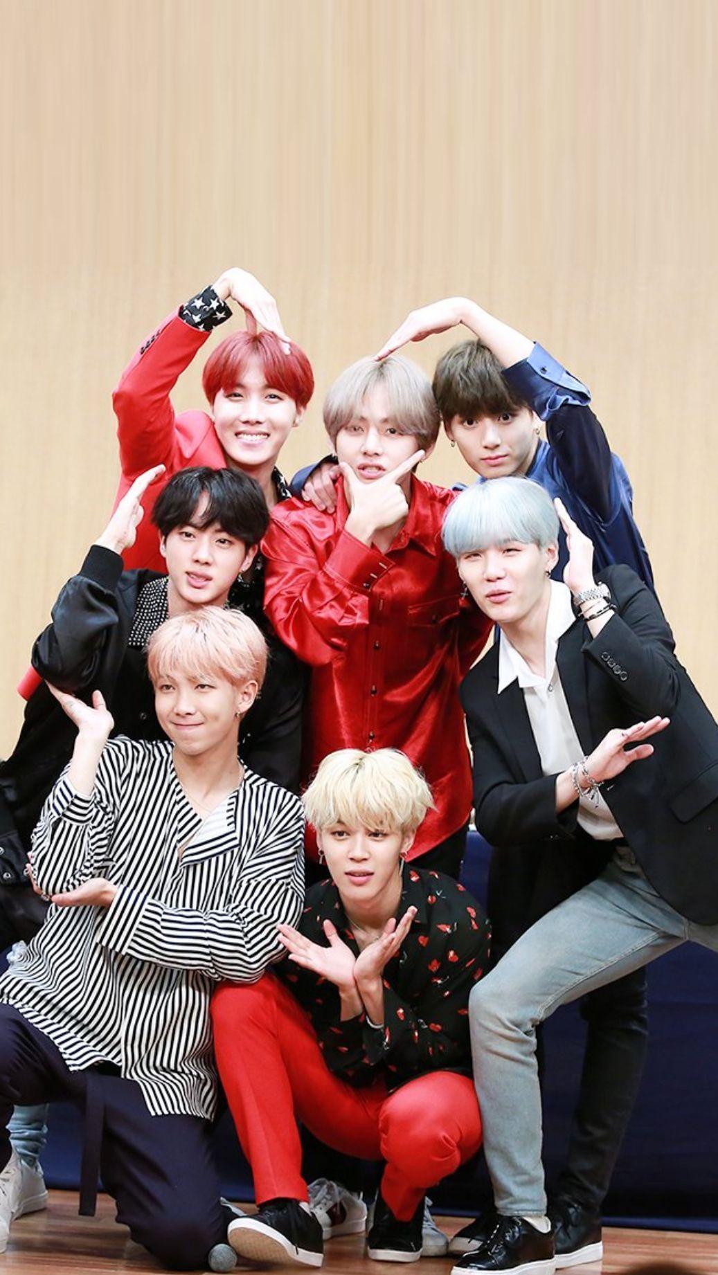 bts heart wallpapers top free bts heart backgrounds on bts group wallpapers