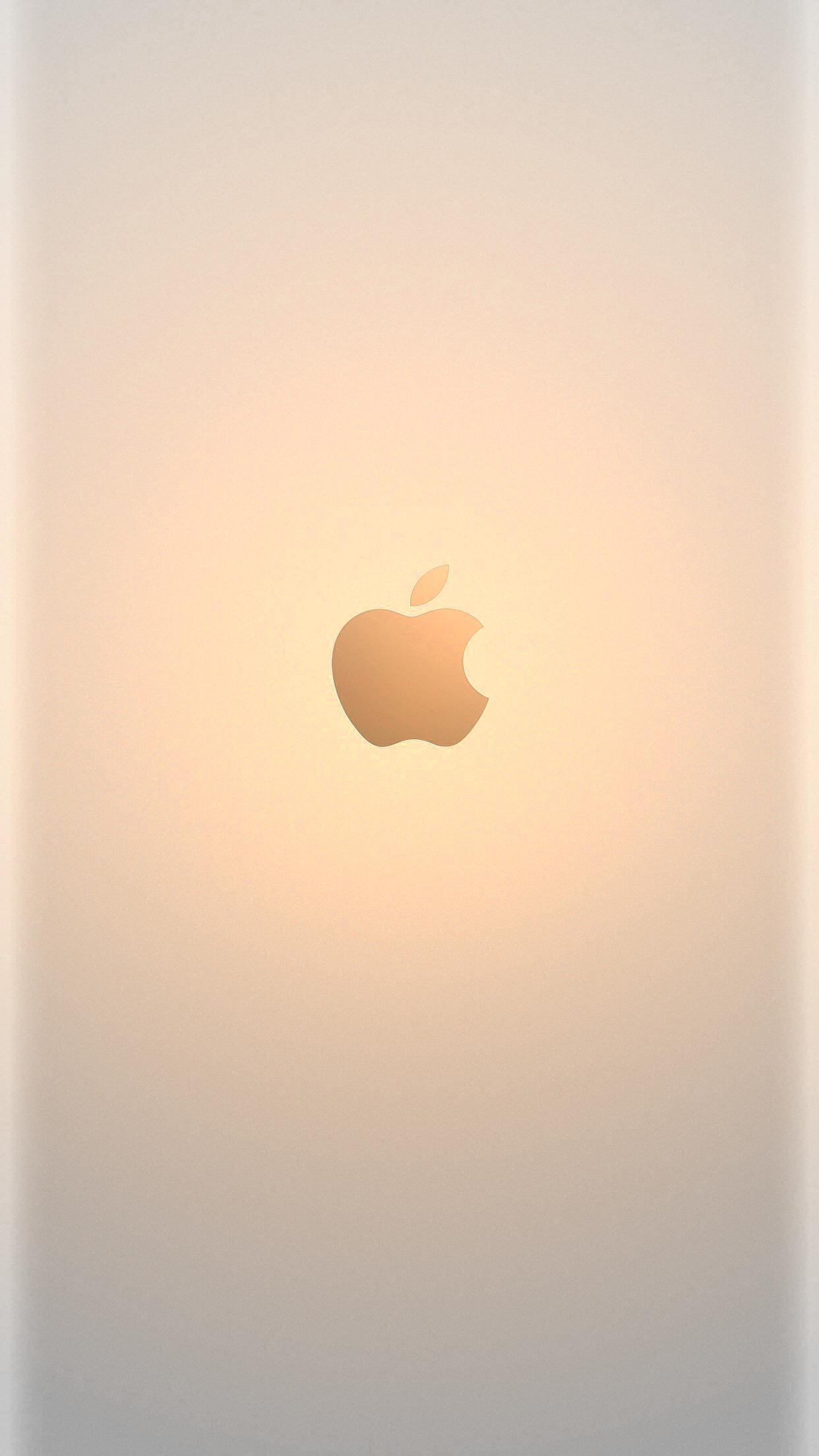 Gold Iphone Wallpapers Top Free Gold Iphone Backgrounds Wallpaperaccess