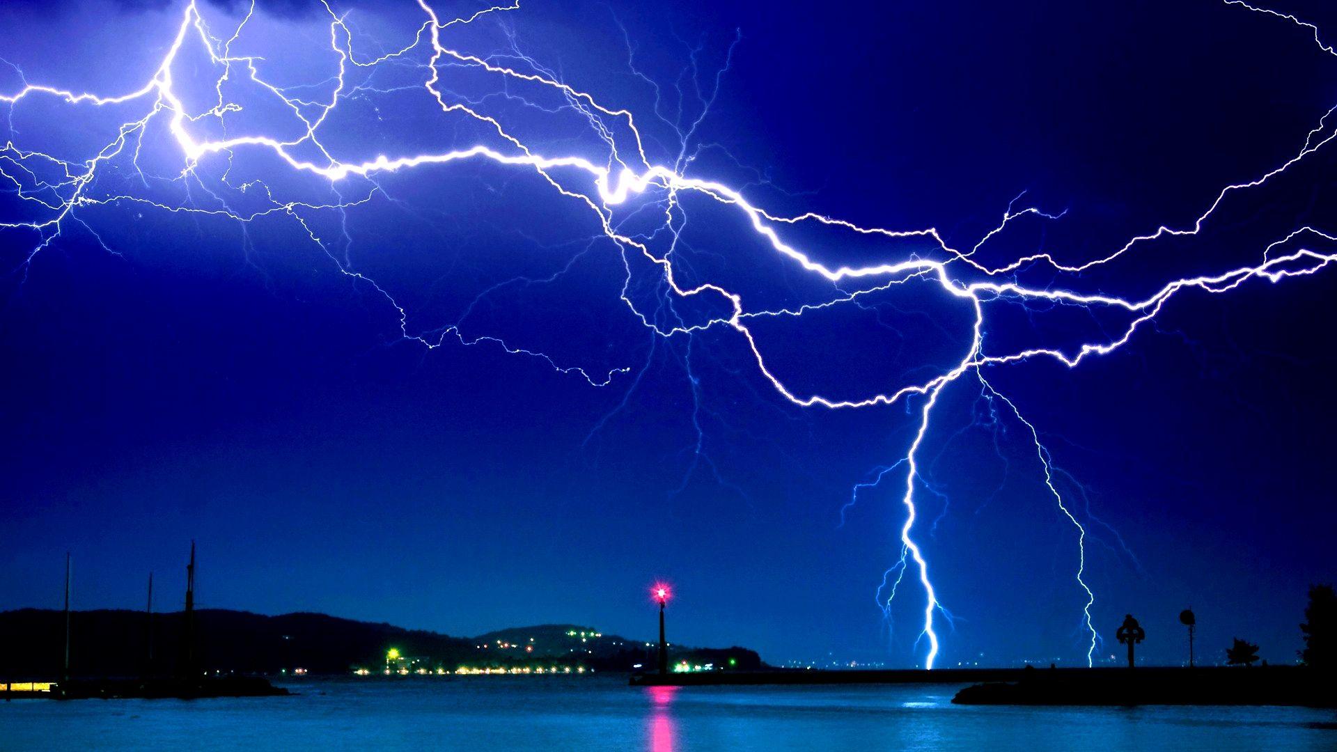 A collection of the top 58 thunder wallpapers and backgrounds available for download for free. Lightning City Wallpapers Top Free Lightning City Backgrounds Wallpaperaccess