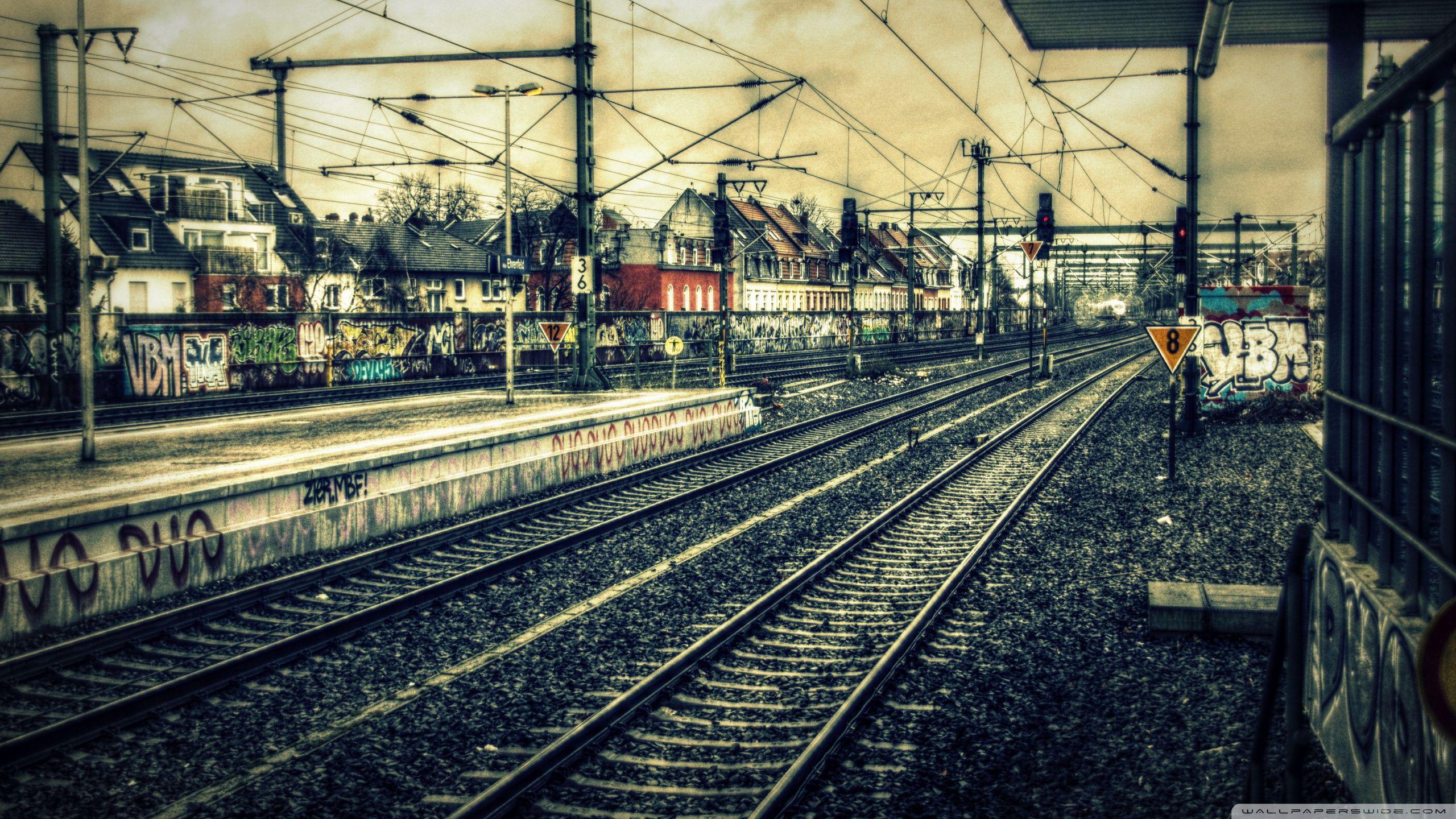 Train Station Wallpapers Top Free Train Station Backgrounds Wallpaperaccess