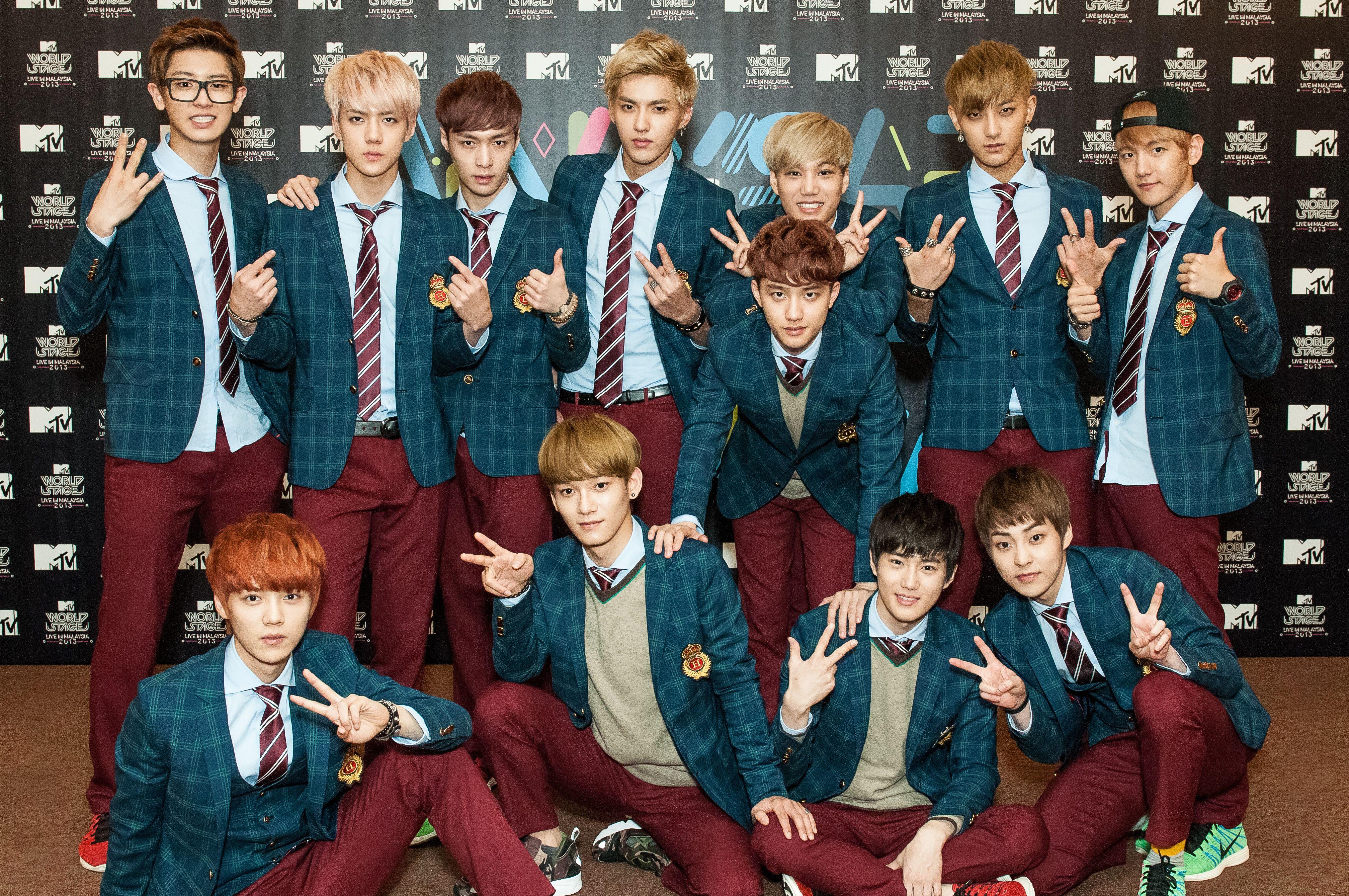 Make your device cooler and more beautiful. Exo Members Wallpapers Top Free Exo Members Backgrounds Wallpaperaccess