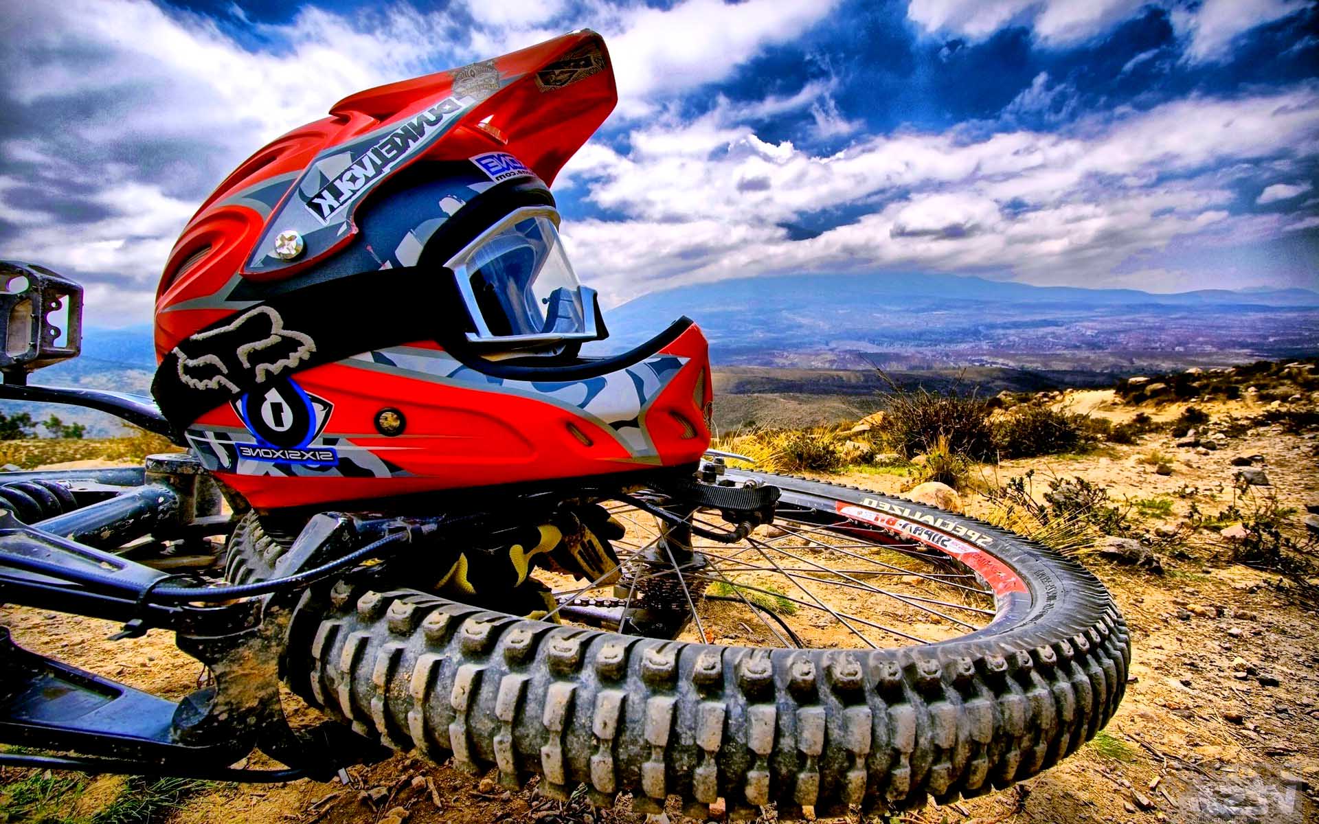 Download Gratuito immagini Downhill Wallpapers Top Free Downhill Backgrounds Wallpaperaccess il piu cool saluti