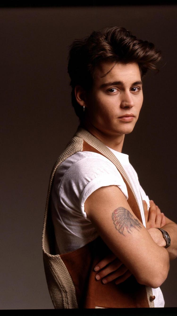 Johnny Depp Young Wallpapers - Top Free Johnny Depp Young Backgrounds - Wallpaperaccess 1334_x_750_jpg